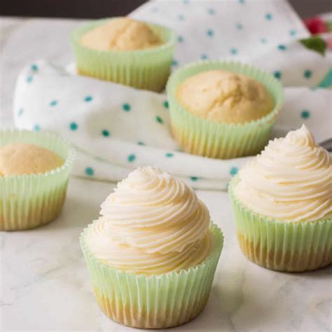 Homemade Vanilla Cupcakes - How To Make Vanilla Cupcakes From Scratch - 5 Minutes for Mom