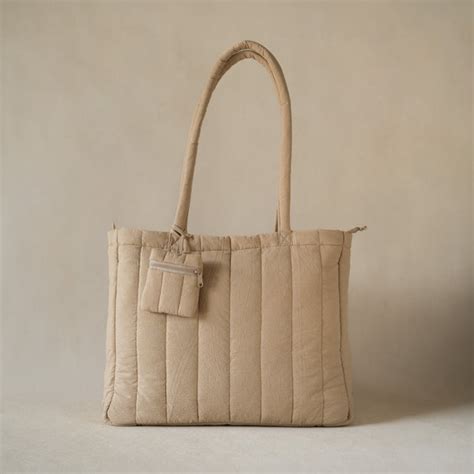 Fyra Tote, Cloud Tote - Fluffy Bags – akiiko