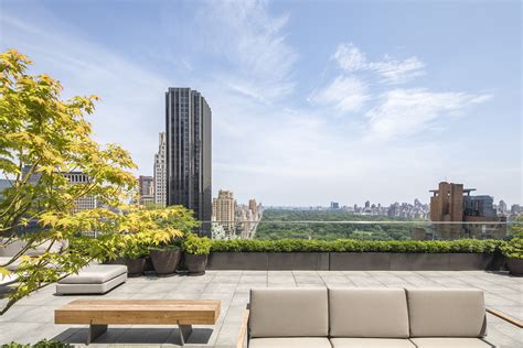 3 Columbus Circle - Moinian