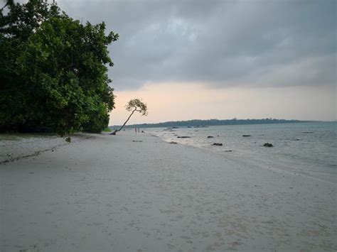 Breath taking sea views behind Barefoot Scuba - Reviews, Photos ...