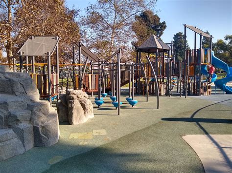 Griffith Park Recreation Center - reviews,open hours,photo spots,things ...