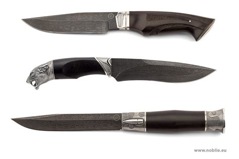 Top 4 Damascus steel Hunting knives