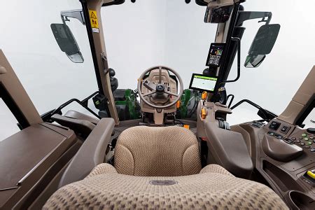 6M 140 | Utility Tractors | John Deere