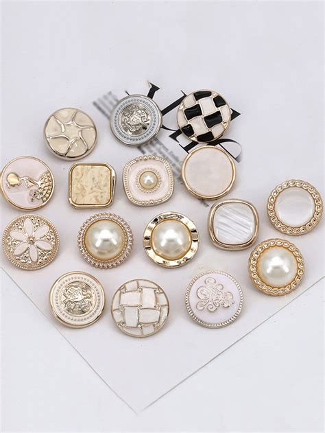 10pcs Random Pattern Button | Fancy buttons, Fancy stones, Metal ...