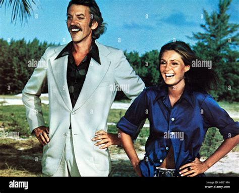 LADY ICE, from left: Donald Sutherland, Jennifer O'Neill, 1973 Stock ...