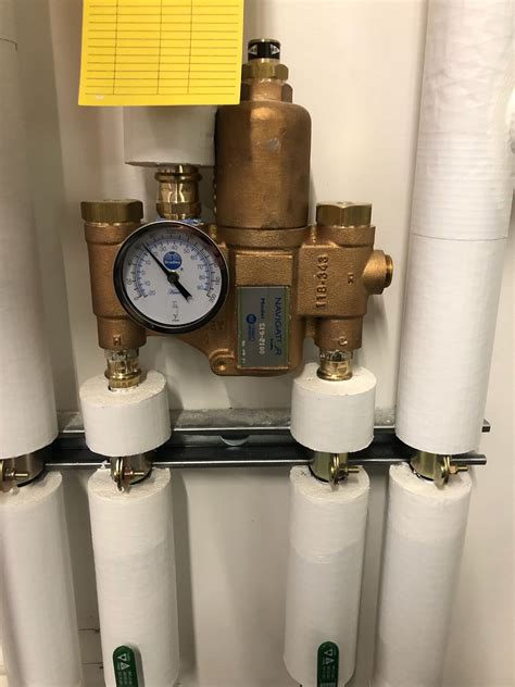 Biotech Lab Design 的图像结果