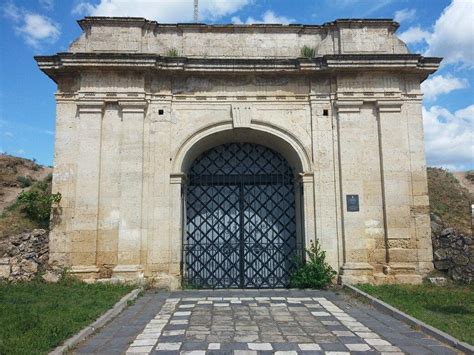 Ochakiv Gates of Kherson Fortress - Tripadvisor