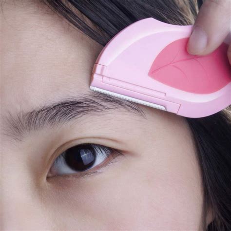 jifuli New Advanced Eyebrow Trimmer. It's A Safe Type That Prevents ...