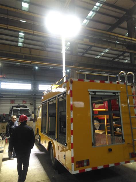 抢修工程特种车 工程救险车 机场夜间维修照明车（图片）
