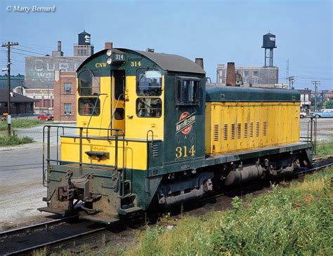 EMD SW1200 Locomotive 的图像结果