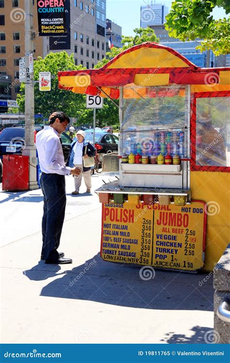 Hot Dogs Stand editorial image. Image of leisure, fair - 19811765