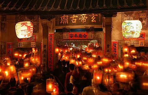 元宵节的来历和习俗，来源二千年前汉西(历史重大节日)_探秘志
