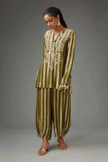 Buy Green Georgette, Brocade Zari, Embroidery Split V-neck Panelled ...