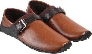 Mochi Loafers - Buy Mochi Loafers online at Best Prices in India ...