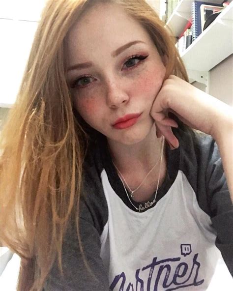 Diovana Konigsreuter Nudes