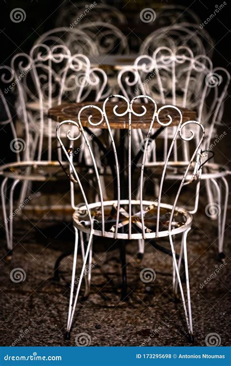 Furniture Garden Fascinating Iron Bistro Table Gorgeous Wrought ...