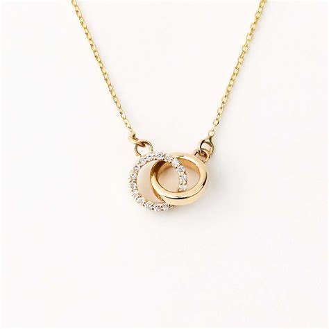 Diamond Intertwined Circle Necklace | Diamond Interlocking Necklace in ...
