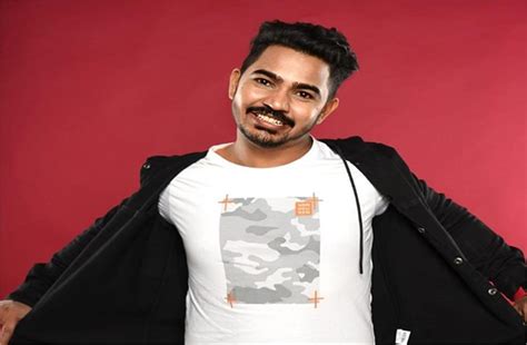 नवनाथ चिखले का गाना हुआ वायरल, जाने एक गांव से लेकर बालीवुड तक का सफर ...