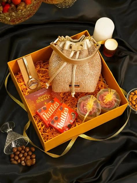 Shop the Stylish Festive Hamper - Evaara Bucket Bag