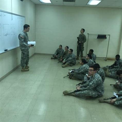 Cadet Life | Army ROTC | University of Illinois Chicago