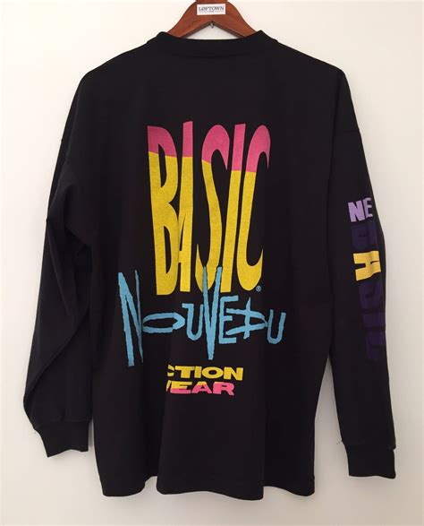 Cool Vintage 90s T-Shirts from LOFTOWN