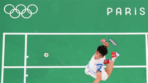 Paris 2024 badminton: Singapore’s Loh Kean Yew makes Olympic last 16 ...