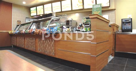 Subway Restaurant 的图像结果