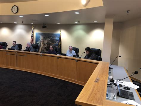 Local Government 的图像结果