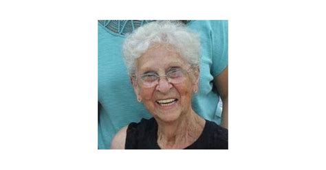 Sara Stauffer Obituary (2022) - Champaign, IL - The News-Gazette