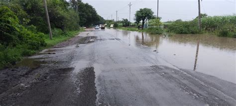 Shuklatirtha to Zanoor and Umalla Panetha road was closed | નદીમાં ...