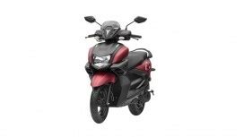 Compare Yamaha Ray-ZR 2016 Drum vs Yamaha Ray ZR 125 Fi 2020 Disc ...