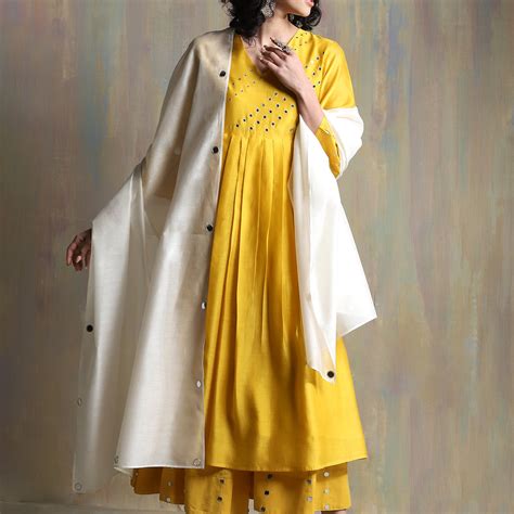 Sunflower Yellow Bell Sleeves Kurta Set – charkhee