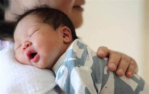 （今日5.6折）宝宝拍照背景布婴儿满月百天月份摄影道具加厚新生儿拍照毯背景毯—背景布类