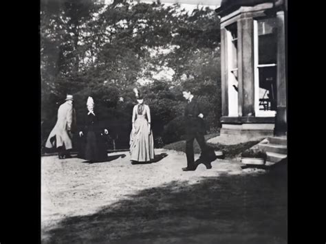 Roundhay+Garden+Scene+(1888) - Diego Moldes
