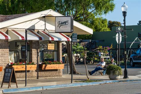 Johnny's - Visit Half Moon Bay