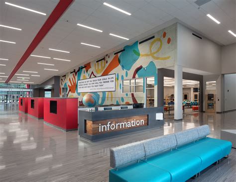 Ronald E. McNair Middle School | Evergreen Construction