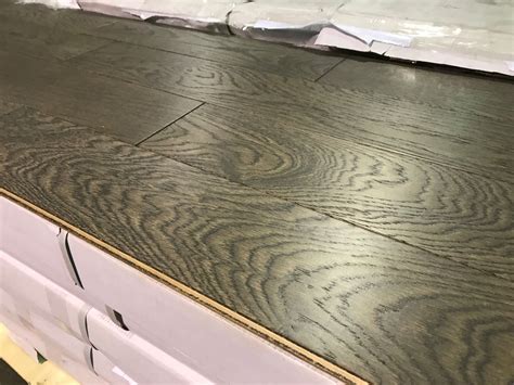 RIVERSIDE HEIGHTS TREE BARK 1/2"X4 3/4" ENGINEERED HARDWOOD FLOORING