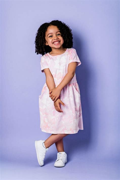 McKenzie Melia Calderon - Biografía, mejores películas, series, imágenes y noticias | La Vanguardia