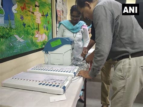 LS polls: Fourth phase of polling begins in 71 seats across 9 states