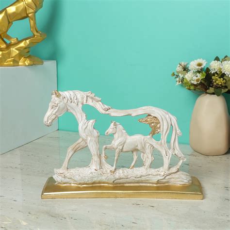 Resin Horse Statue With Baby Horse Animal Figurine – The Decor Mart