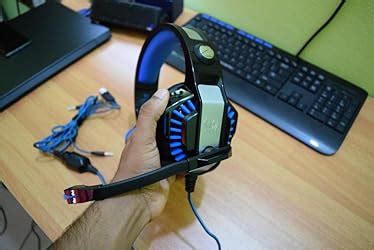 Kotion Each Over the Ear Headsets with Mic & LED - G2000 Pro Edition ...