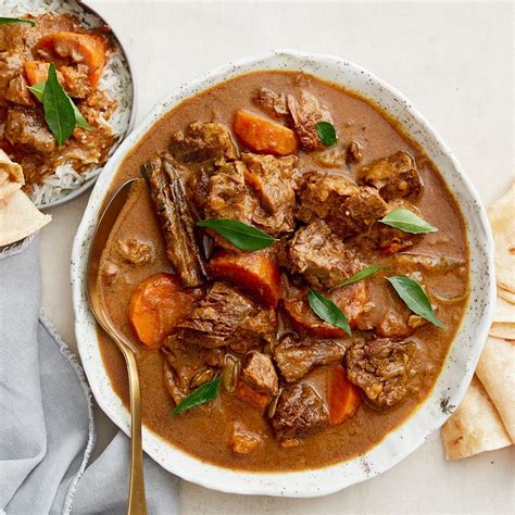 Savor Sri Lankan Beef Curry with Coconut Milk – Easy Recipe