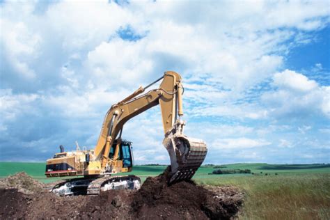 800-Year-Old Chain Mail Vest Discovered During Construction Was Stored ...