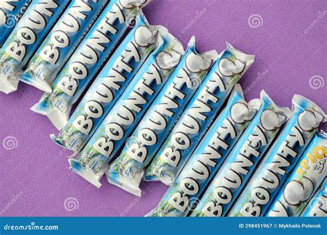 Bounty Chocolate Bar Logo Editorial Photo | CartoonDealer.com #117961505