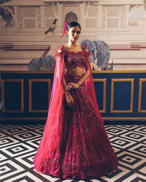 Lehengas – PRAVALIKA KOLA