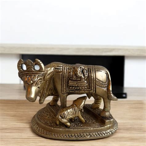 Kamadhenu Cow with Calf in Brass | 3 in – SacredFig