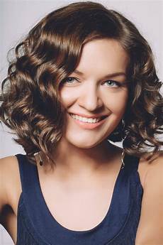 Hairstyles For With Coarse Hair by Haircuts For Thick Wavy Hair 14 Turning Hairstyles Hairstyles For With Coarse Hair