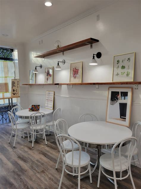 Outta Sight Pizza - Pizza Restaurant in San Francisco, CA | The Vendry