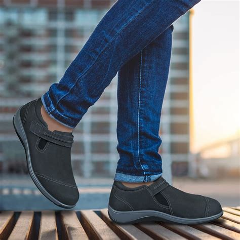 Buy Orthofeet Plantar Fasciitis Walking Shoe for Women, Leather ...