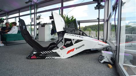 Formula 1 Driving Simulator Setup 的图像结果